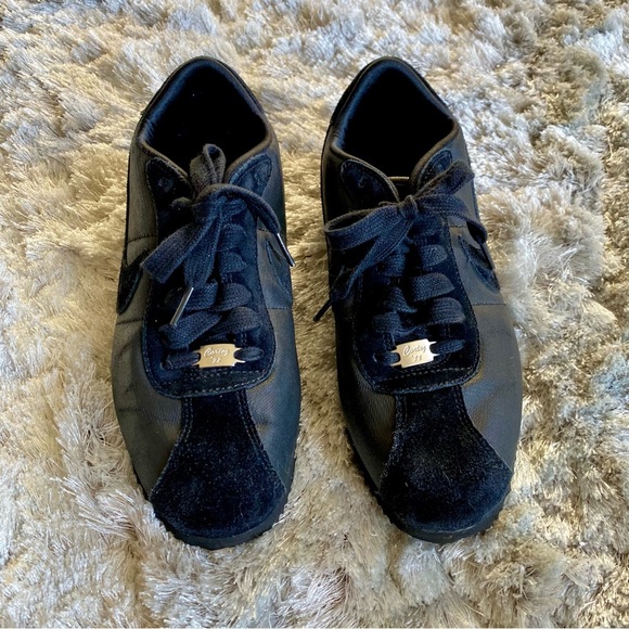 Nike NWOT Custom Design Black Suede Leather Sneakers Size 7 - Picture 3 of 6